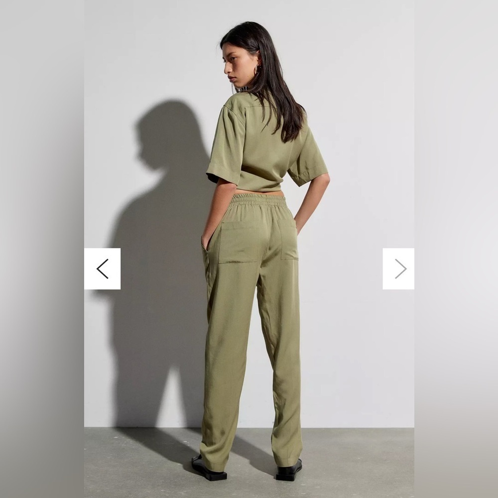 BOBBLEHAUS UO Exclusive Signature Tencel Pull-On Pant - Picture 2 of 12